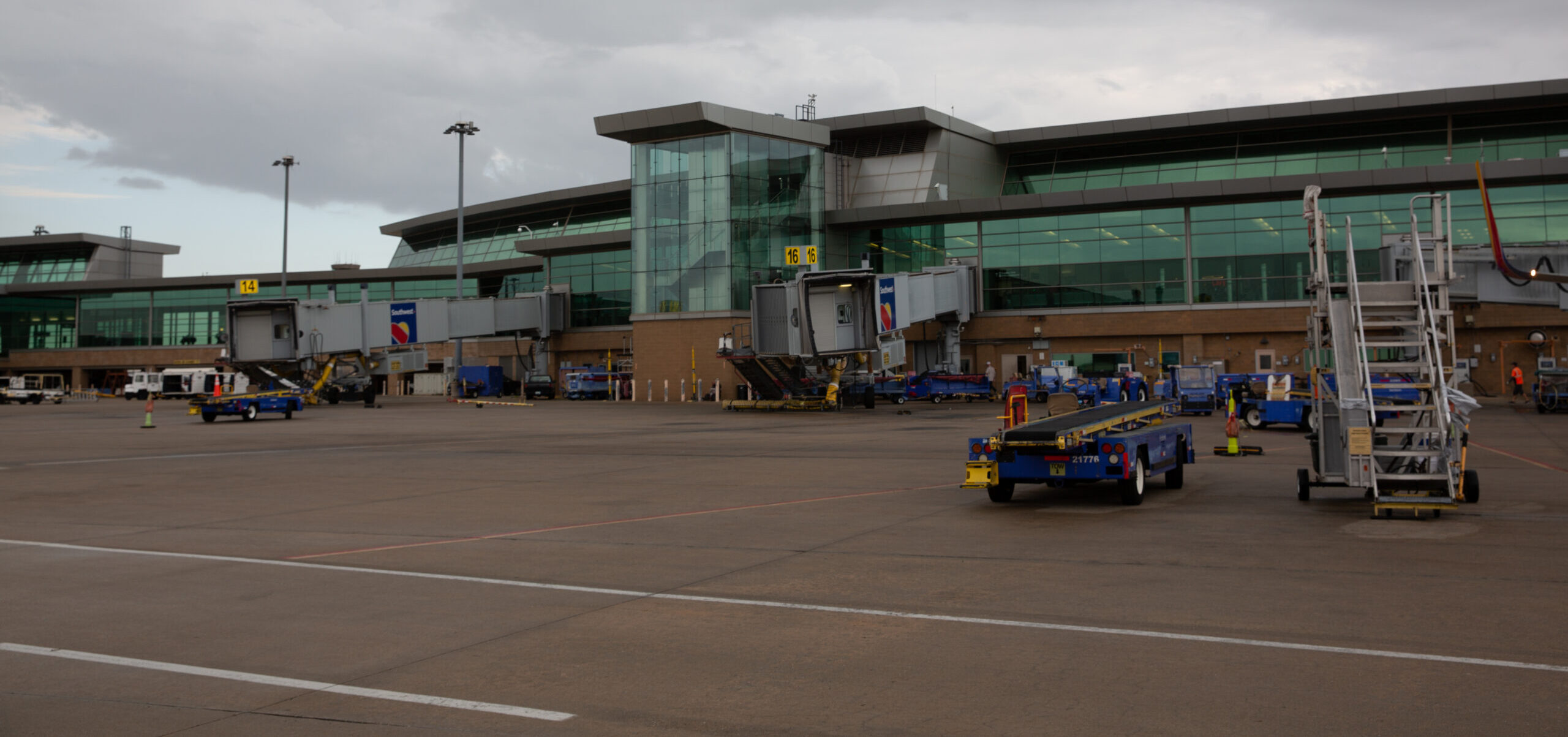 Airport gate exterior